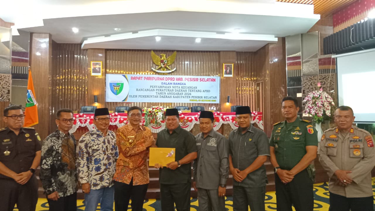 Penyampain Nota Keuangan R-APBD TA 2025