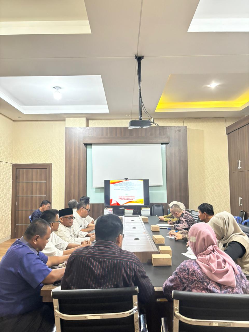 Pembahasan Draf Kesepakatan Bersama (MoU) antara STIA LPPN Padang dengan Pemda Pessel