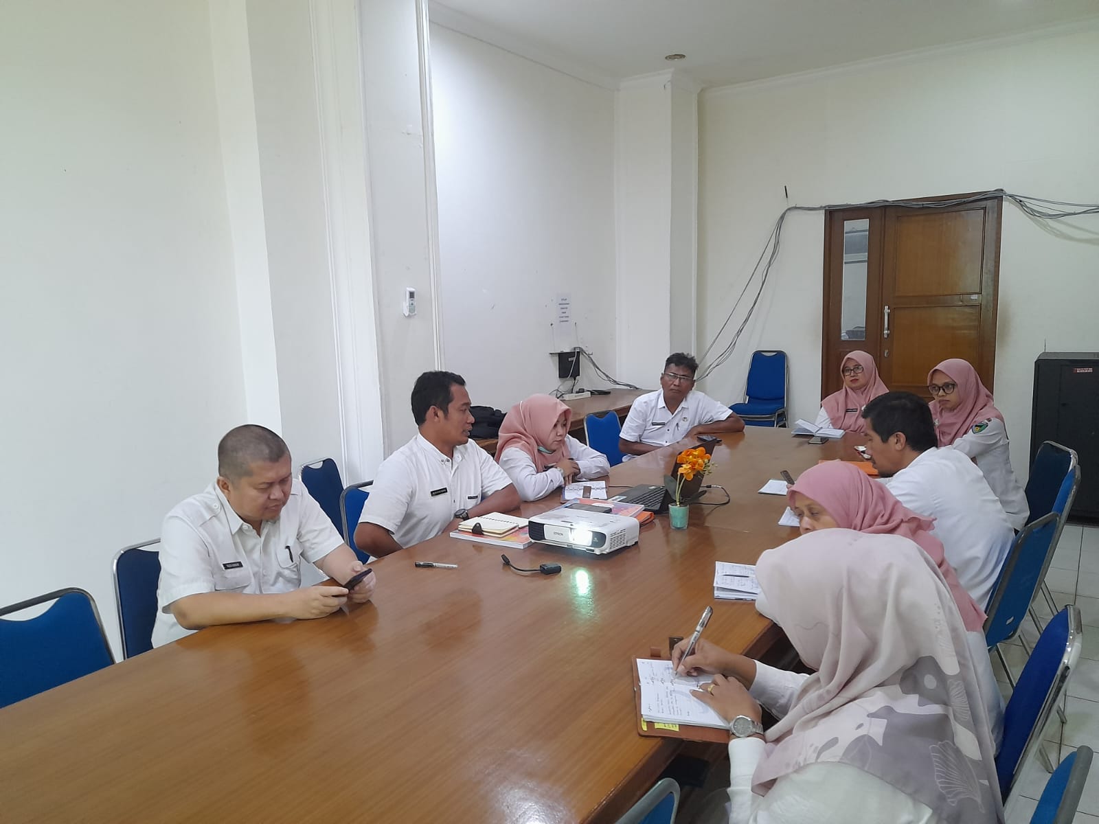 Bidang Anggaran BPKPAD melakukan rapat membahas tentang Revisi Standar Harga Satuan (SHS) TA 2023 da