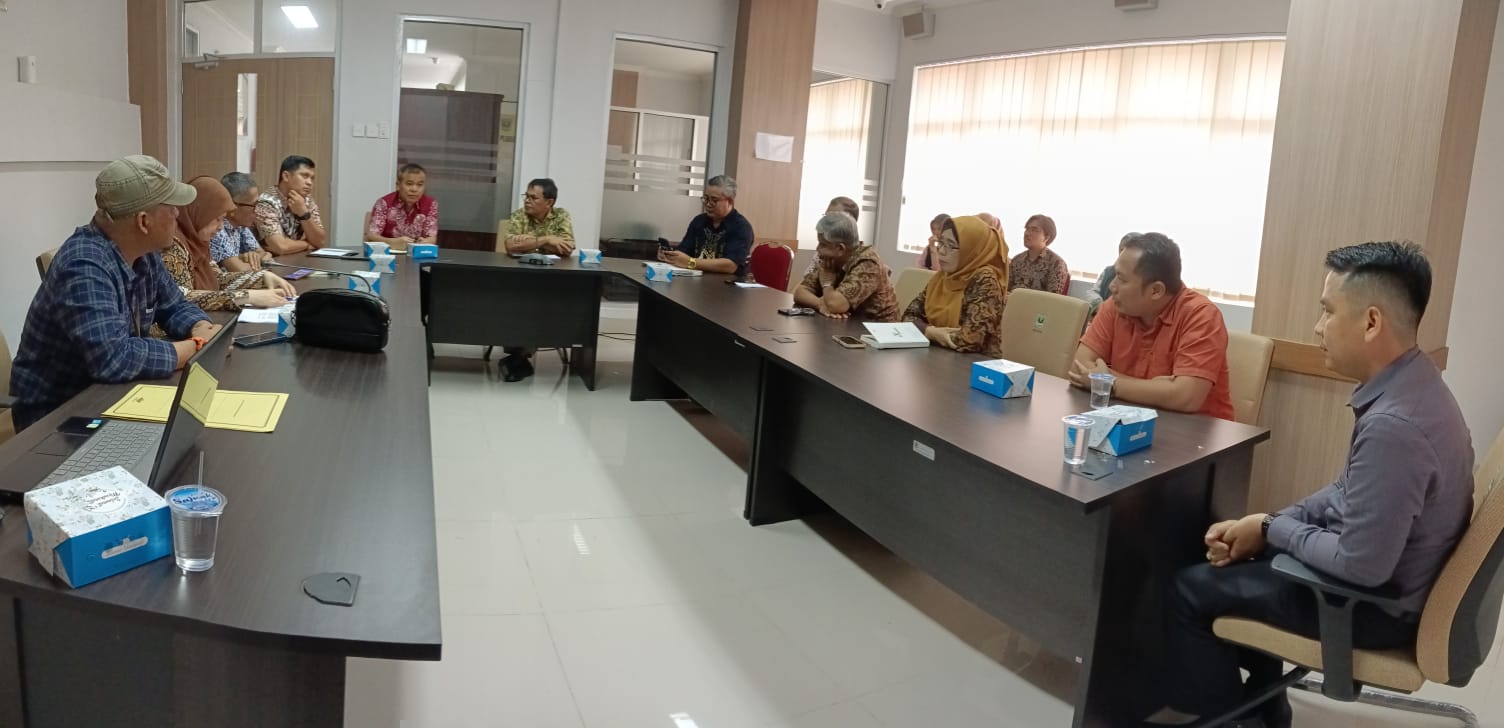 Diskusi izin perpanjangan pengusahaan air tanah CV. Triza Hotel