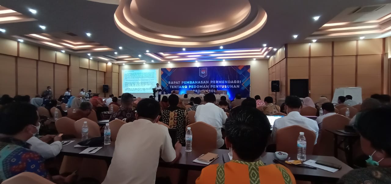 Badan Pengelolaan Keuangan Pendapatan dan Aset Daerah (BPKPAD) Kab. Pesisir Selatan menghadiri Rapat