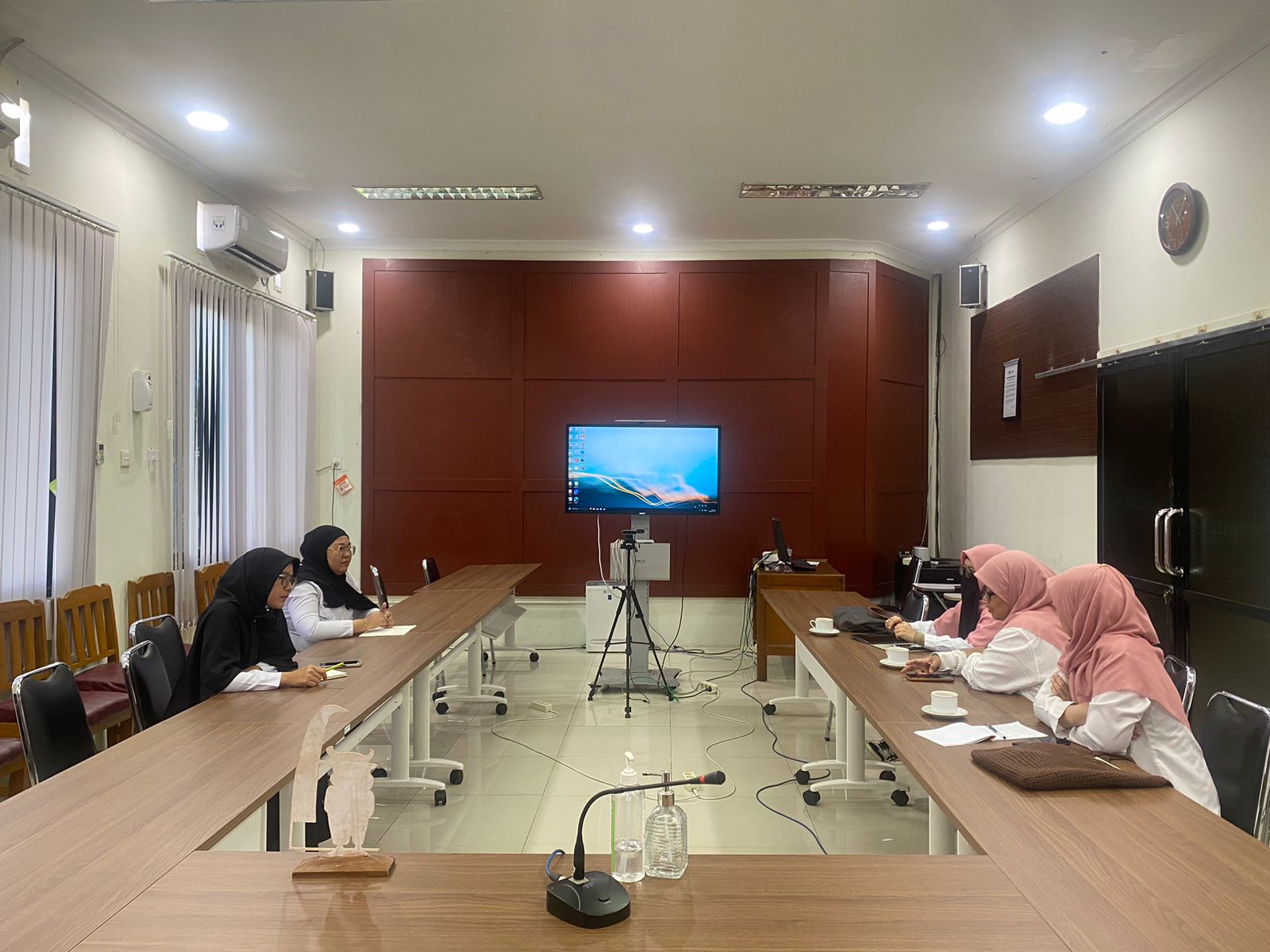 BPKPAD melakukan Pembahasan Lanjutan Penyusunan Rancangan Peraturan Daerah Pajak Daerah dan Retribus