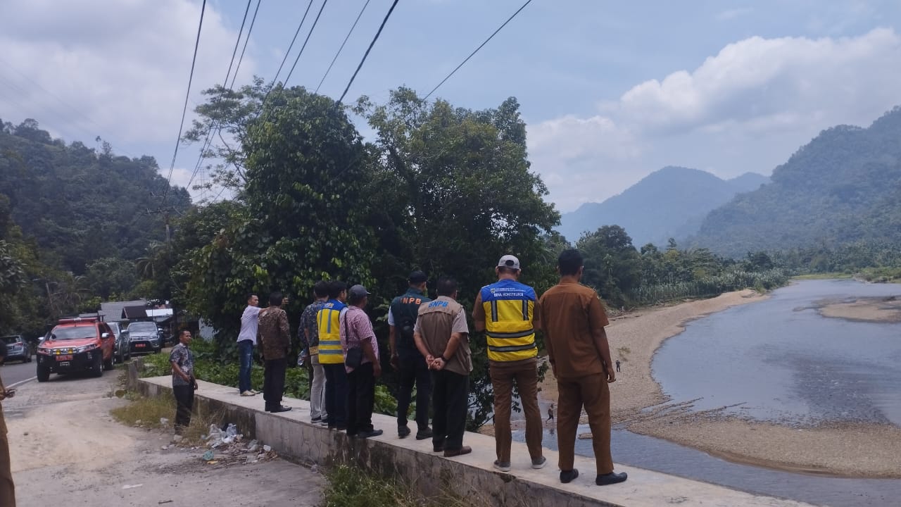 Tinjauan dan Verifikasi Lapangan untuk penanganan Pasca Bencana Banjir dan Longsor di Kec. Koto XI T