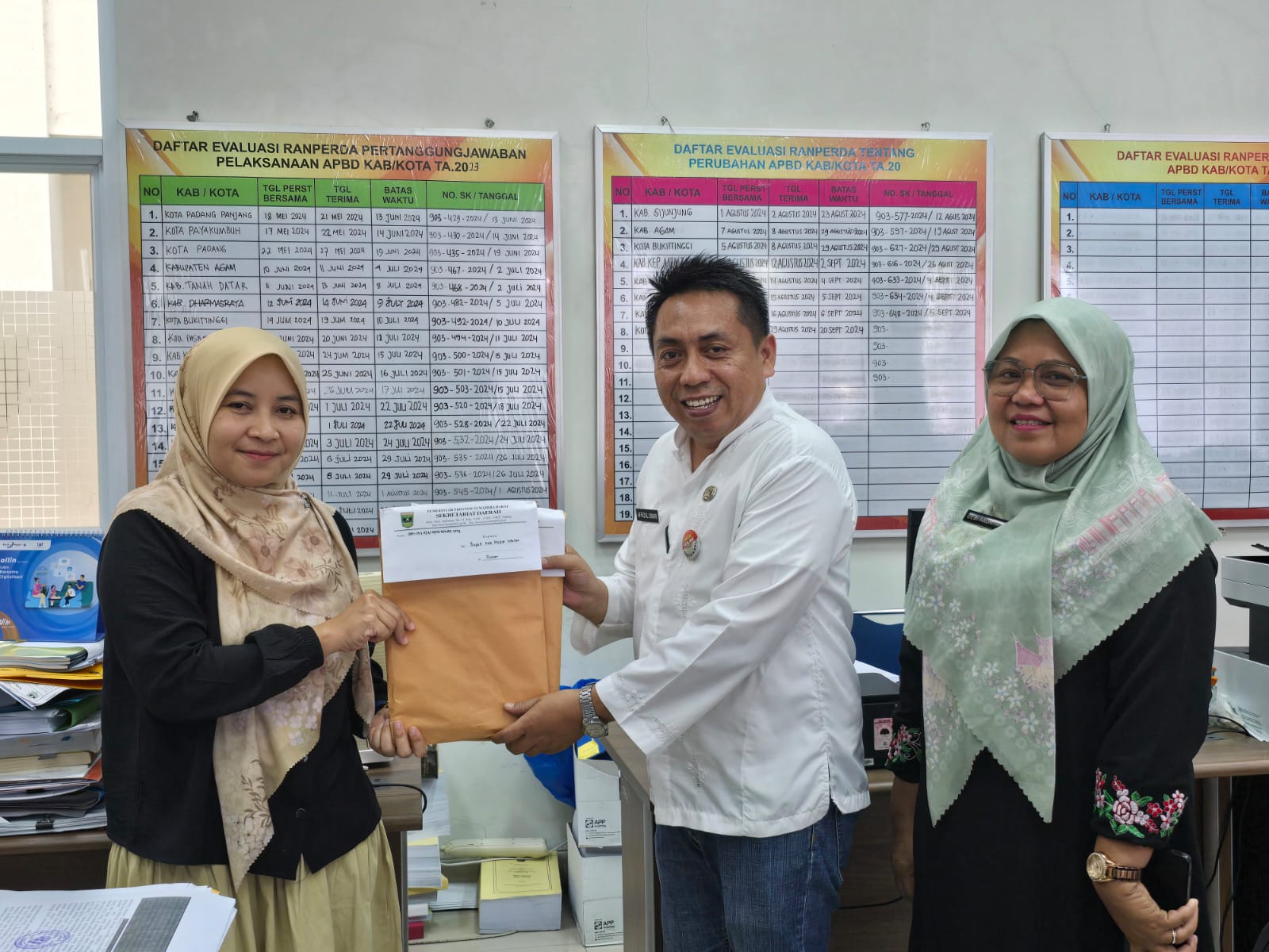 Perjalanan dinas dalam rangka menjemput hasil Evaluasi Gubernur